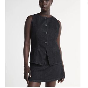 Stylish Scoop Denim Vest and Skirt Set Sz XXL